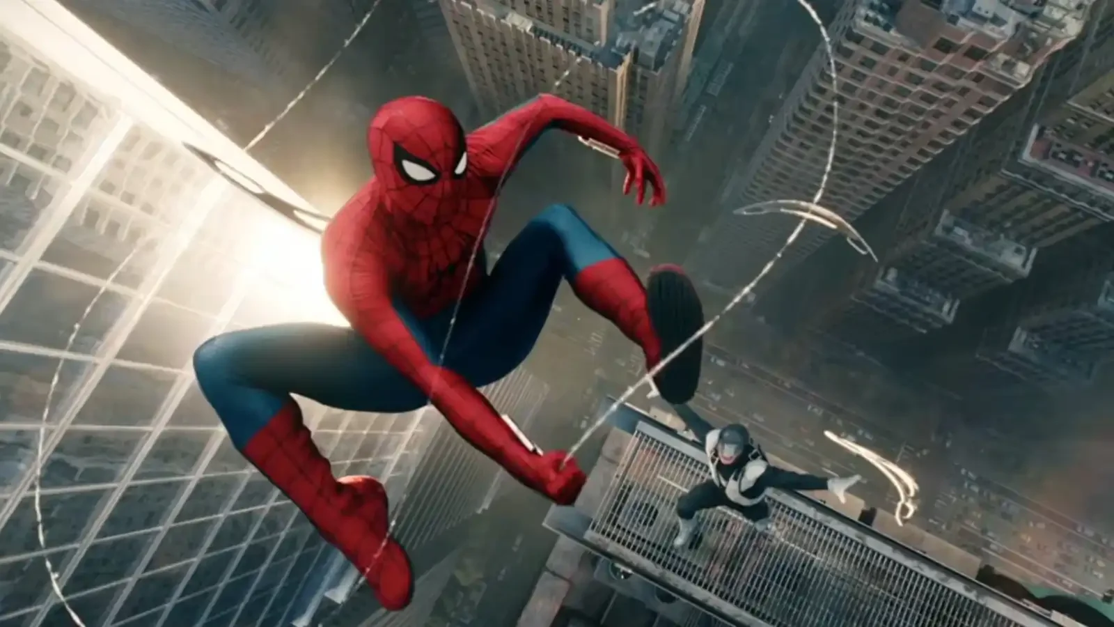 Spider-Man swinging above the city in Spider-Man: Brand New Day